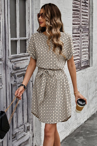 Chic And Simple Belted Dress
