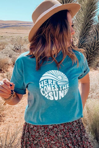 Here Comes the Sun Tee - Aqua