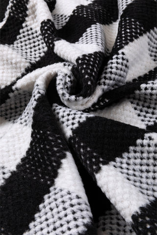 Textured Shaket - Black and White