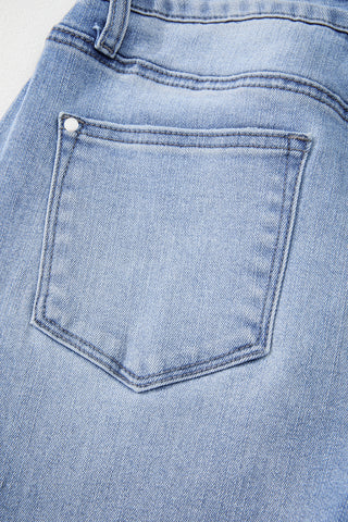 Frayed Bottom Cropped Jeans - Light Wash