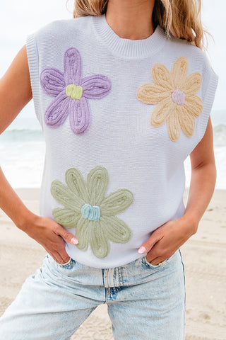 Daisy Delight Sleeveless Sweater - White