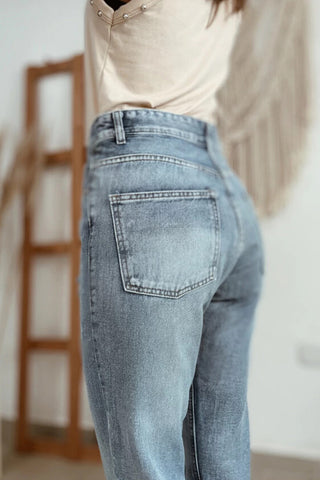 Ankle Length Straight Legged Jeans