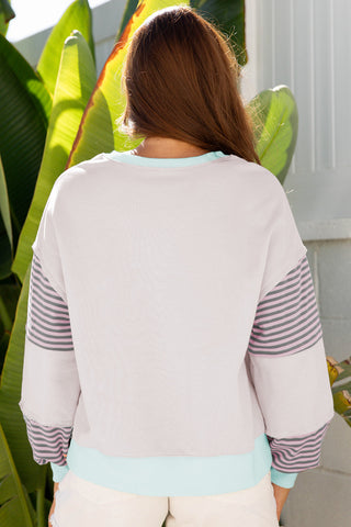Weekend Vibes Fall Sweatshirt - Delicate Lavender