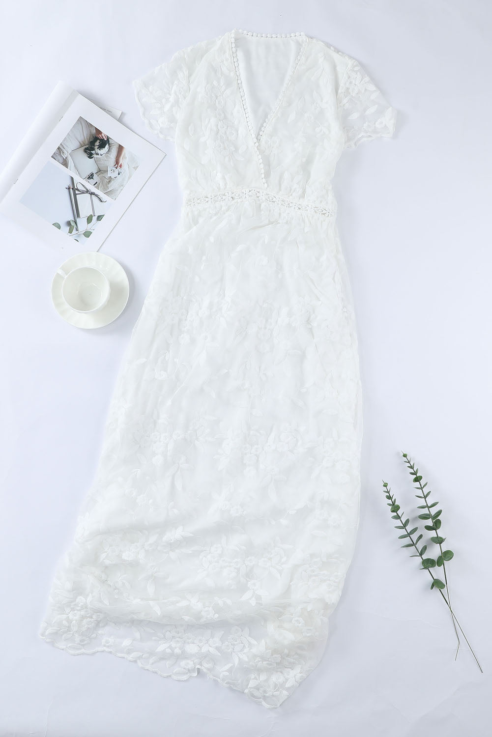 Little Flowers White Lace Dress | Blue Chic Boutique Little Flowers White Lace Dress | Blue Chic Boutique