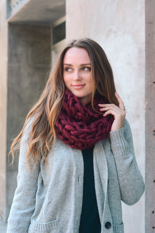 Chunky Knit Infinity Scarf - 3 colors