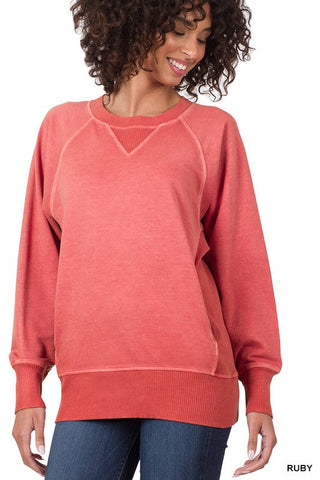 Crew Neck Sweatshirt with Pockets - Ruby