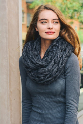 Chunky Knit Infinity Scarf - 3 colors