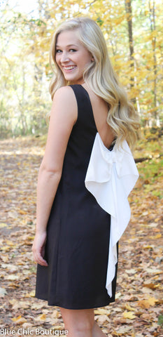 Black and White Bow Back Tunic Dress - Blue Chic Boutique
 - 1